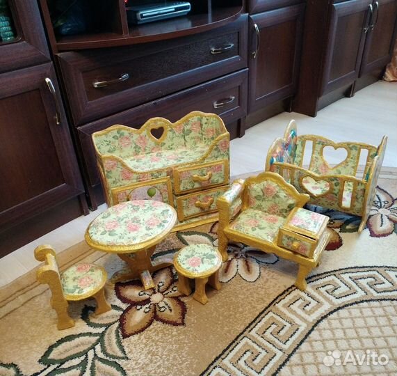 Мебель для кукол. Авторская ручная работа