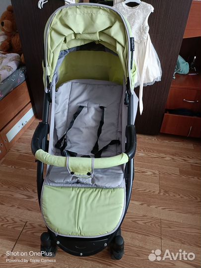 Прогулочная коляска