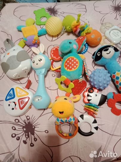 Игрушки погремушки пакетом
