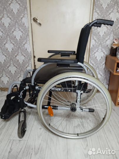 Инвалидное кресло коляска