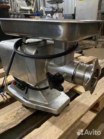 Мясорубка HM-12