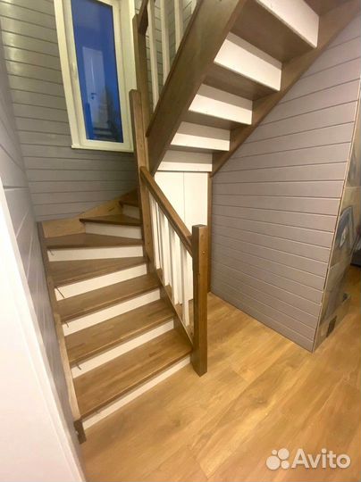 Лестница из дерева межэтажная на заказ