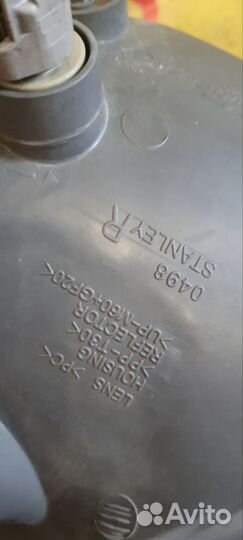 Фара передняя правая Toyota Funcargo NCP20