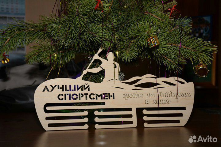 Медальницы, медали, кубки, полки,по видам спорта