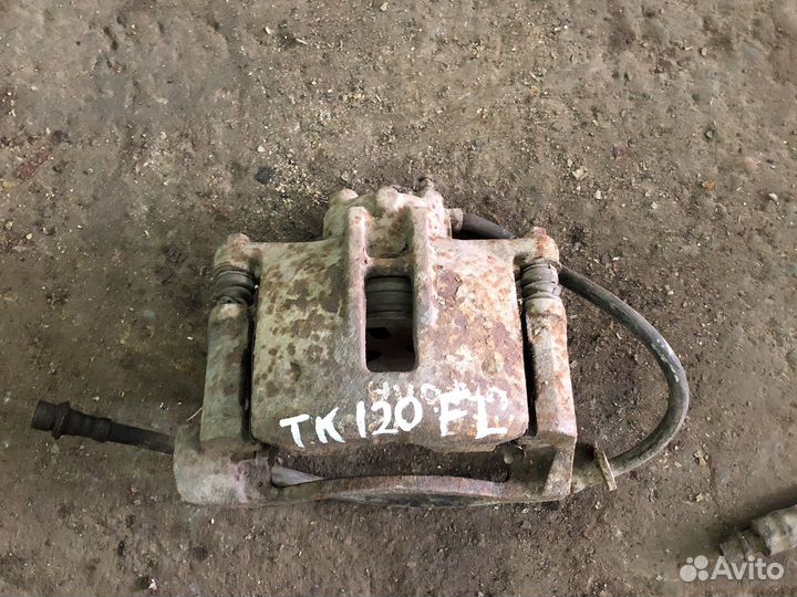 Toyota corolla 120 Суппорт