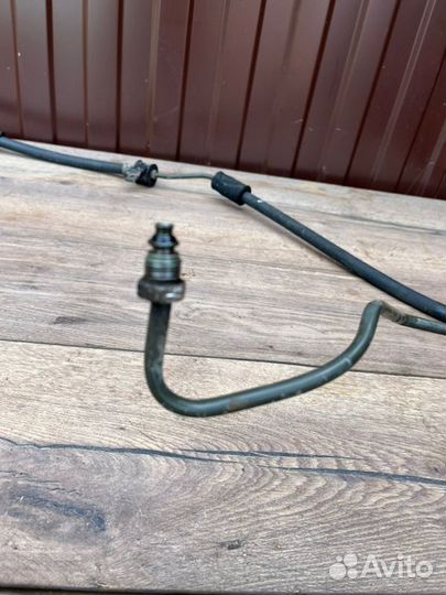 Трубка гур Hyundai Sonata V 2.0 2006