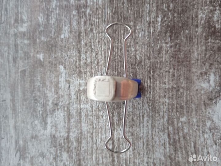 Серебряное кольцо с топазом