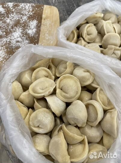 Пельмени, вареники ручной лепки