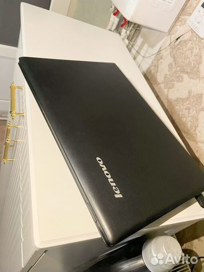 Ноутбук lenovo