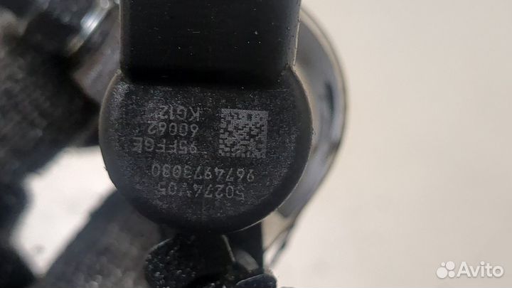 Форсунка топливная Peugeot 3008, 2011