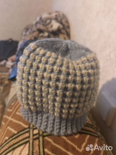 Шапка женская вязаная