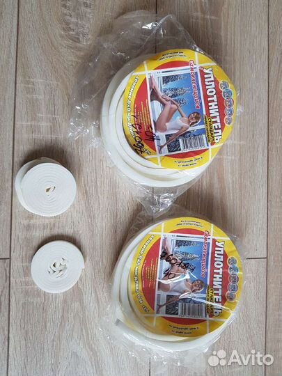 Уплотнитель самоклеющийся