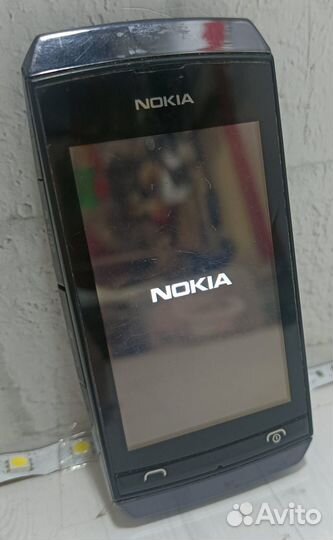 Nokia Asha 305