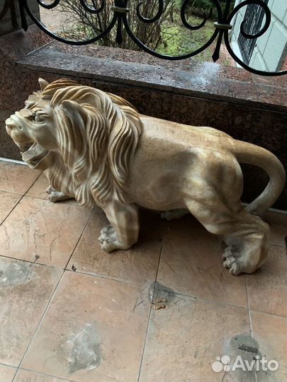 Лев мрамор скульптура