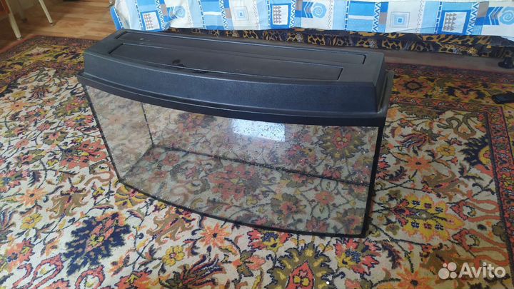 Аквариум на 70 литров + настенная полка