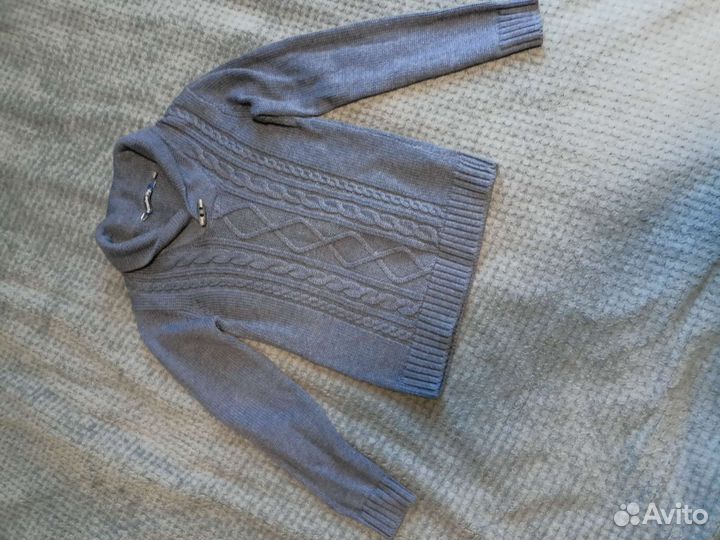 Продам Свитер