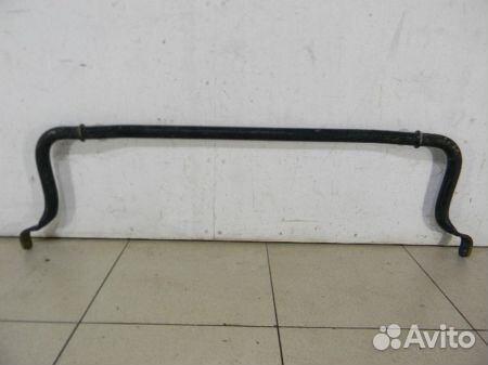 Стабилизатор передний