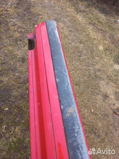 Бампер задний Volvo 850