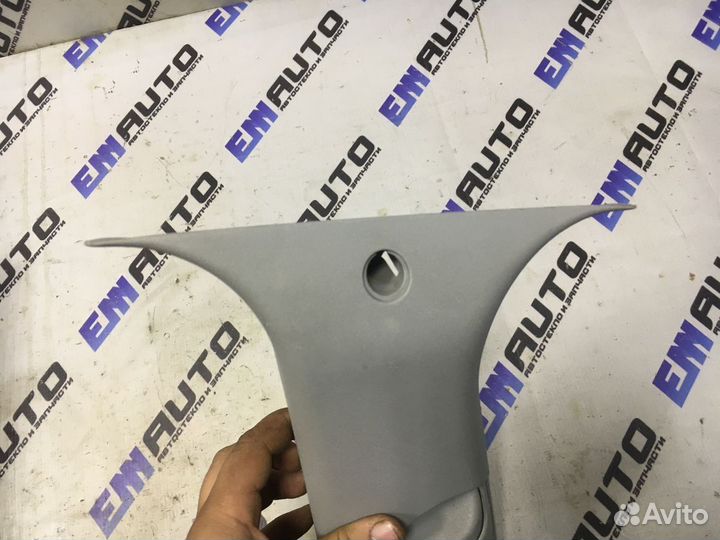 Накладка средней стойки левая верхняя Форд Фьюжен