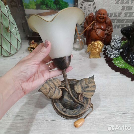 Настенный светильник бра