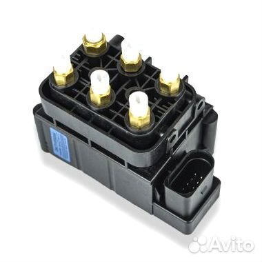 Блок клапанов пневмоподвески Mercedes R-class W251