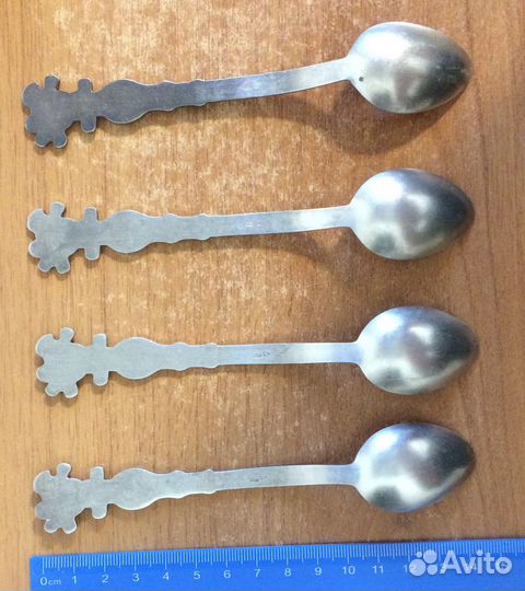 Серебряные детские ложки 