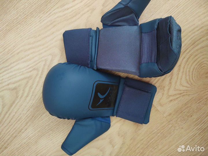 Защита голеностопа, боксерские перчатки