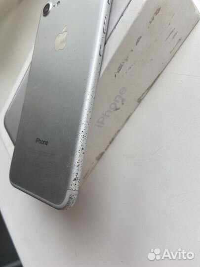 iPhone 7, 128 ГБ