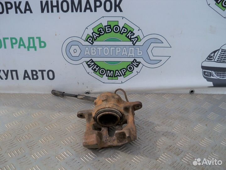 Суппорт передний левый VW Transporter T3