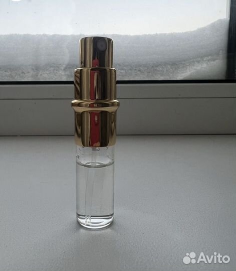 Escentric molecules 02