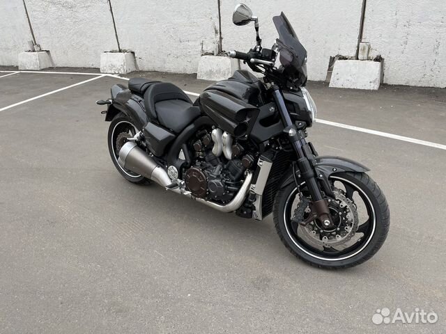 Yamaha V-MAX 1700