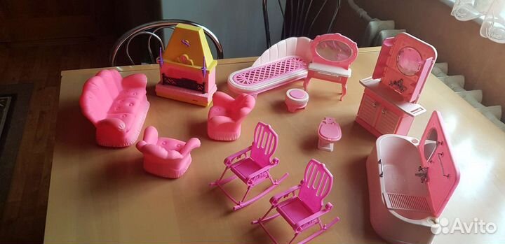 Домик для кукол Барби с мебелью