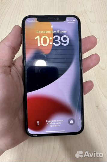 Телефон iPhone 11 про