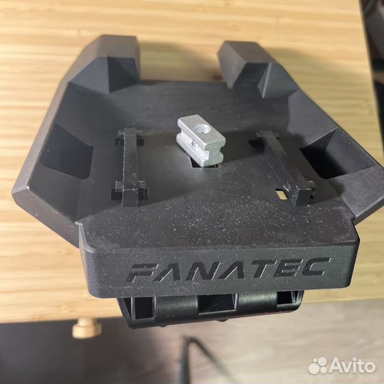 Fanatec CSL DD Table Clamp (крепление к столу)