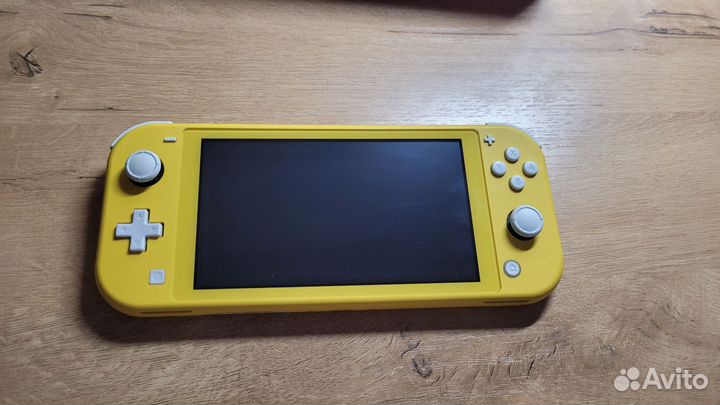 Портативная игровая приставка nintendo switch lite