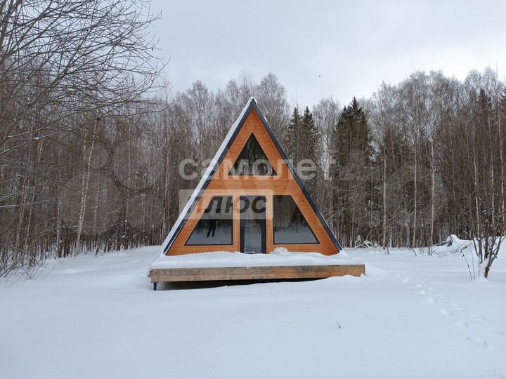 Дом 1500 м² на участке 12 га