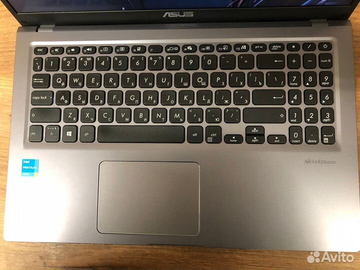 Ноутбук asus