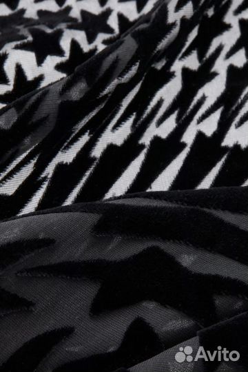 Mugler H&M платок шёлк/бархат размер 128х128