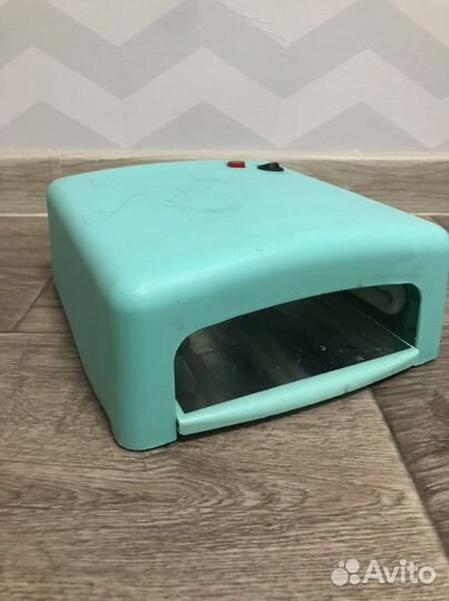 Лампа для ногтей