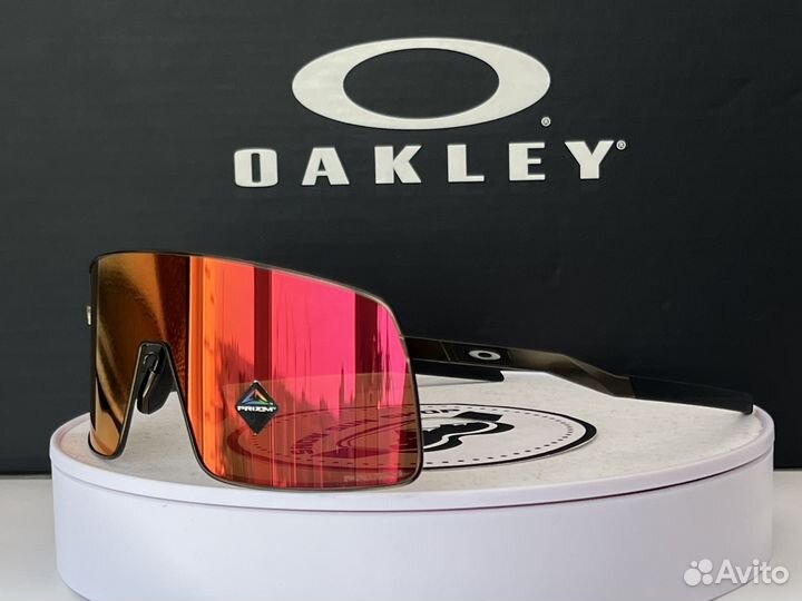 Титановые очки Oakley Sutro TI Prizm Ruby