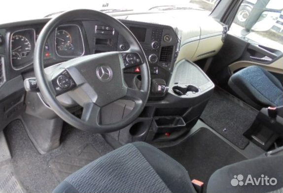 В разборке грузовик Mercedes,Actros mpiv с 2013