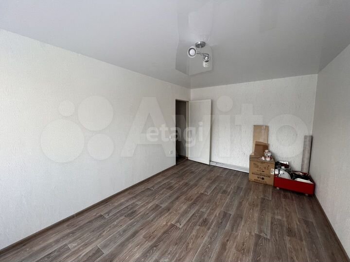 2-к. квартира, 42,7 м², 2/5 эт.