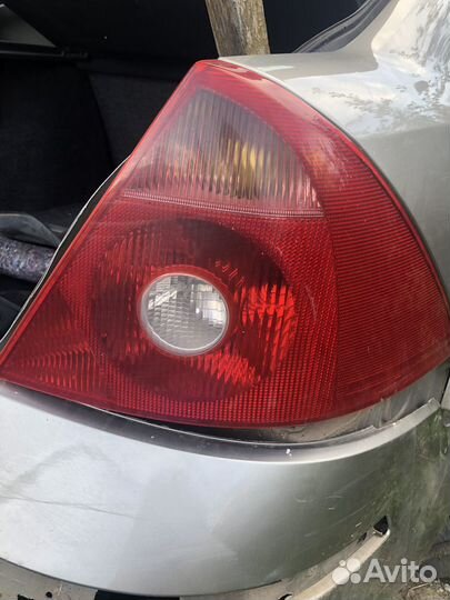 Фары ford mondeo 3