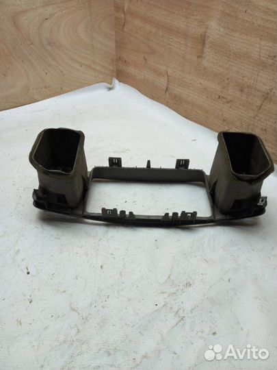 Консоль магнитофона Toyota Corolla Fielder NZE121