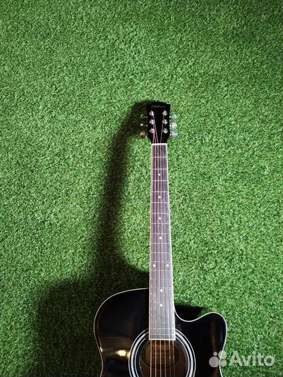 Гитара электроакустика с чехлом