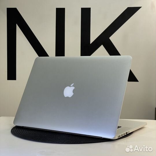 Ноутбук Apple MacBook Pro 15 (2014), i7 8/512gb