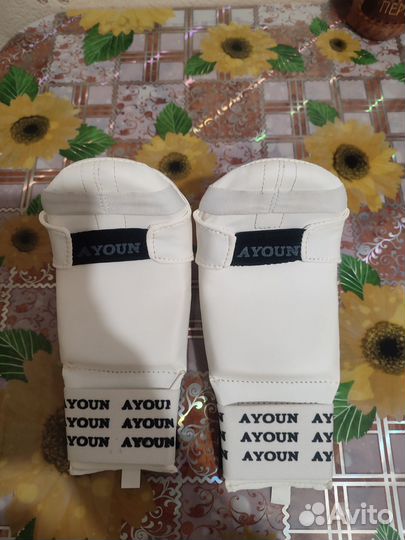 Перчатки для каратэ новые размер м