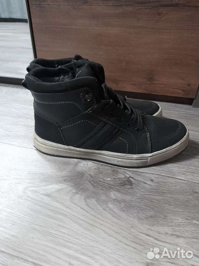 Ботинки мужские 39 размер