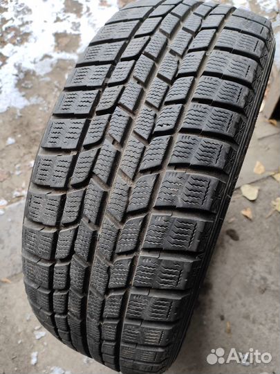 Goodyear Ice Navi 6 215/50 R17