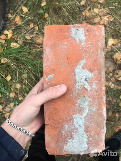 Кирпич бу